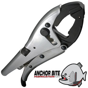 SWIVEL TIP LOCKING PLIER