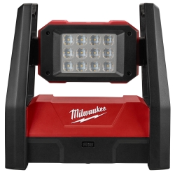 M18 TRUEVIEW LED HP Dual Power Flood Light