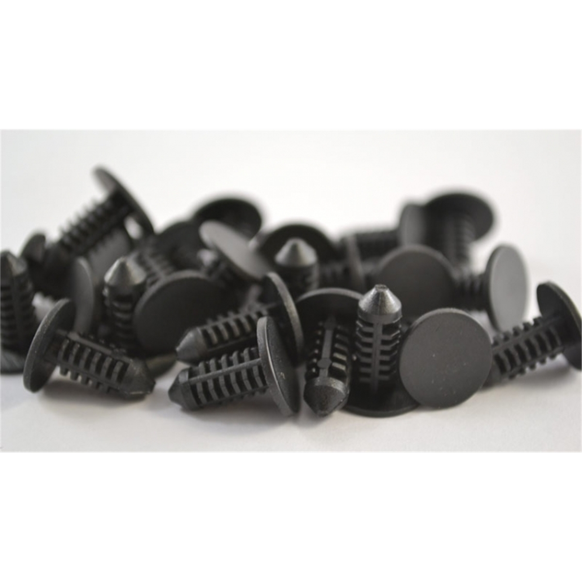 Black Nylon Fascia Retainer