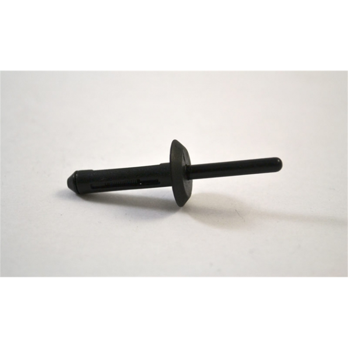 Black Universal Aluminum Split-Type Rivet