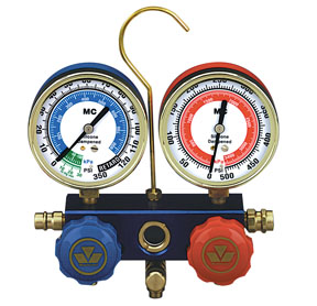 Two-Way Aluminum Manifold Gauge Set w/ Hoses