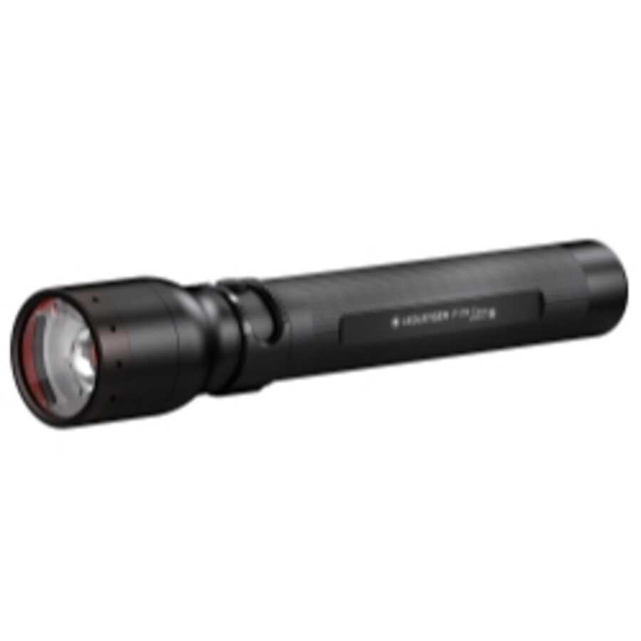 P17R Core Recharge Flashlight, 1200 Lumens